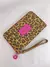 Maxi Billetera /Portadocumentos Amelie animal con fucsia. 100% Cuero Vacuno