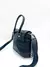 BANDOLERA/CARTERA CHARLOTTE NEGRA en internet