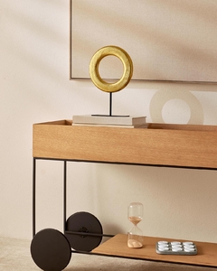 Escultura em polirresina aro dourado P 32cm mart