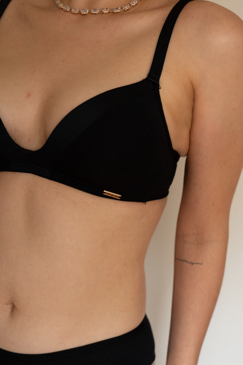 Sutiã Camiseta com Detalhe Acetinado - comprar online