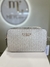 Bolsa cámara Guess beige