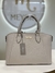 Bolsa de mano placa Zes