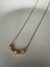Colar Dourado P Pingente 3 Pedras Amazonita Bege Quartzo Rosa Madrepérola