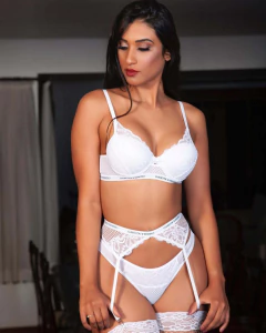Imagem do CONJUNTO LINGERIE CONFORTÁVEL SEXY E ELEGANTE - GAROTA VENENO