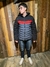campera_abrigo_moda_estilo_elegante_calidad_premium_confort_estilcolección_invierno_moda_urbana_marca_prestigio_estilo_refinado_sofisticación_moda_prendas_diseñador_outfits_sofisticados_temPORADo_diseño_moderno_tendencias_moda_ropa_alta_gama_exclusividad_