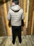 campera_abrigo_moda_estilo_elegante_calidad_premium_confort_estilcolección_invierno_moda_urbana_marca_prestigio_estilo_refinado_sofisticación_moda_prendas_diseñador_outfits_sofisticados_temPORADo_diseño_moderno_tendencias_moda_ropa_alta_gama_exclusividad_