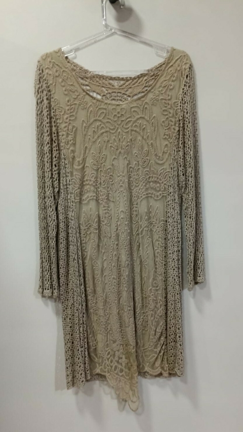 Vestido de linha e tule com forro, mangas longas - comprar online