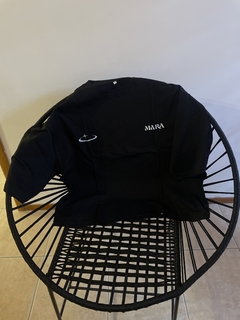 Remera Boxy Estampada MARA WINNERS Negro