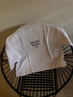 Remera Boxy Estampada MARA DREAM Blanco
