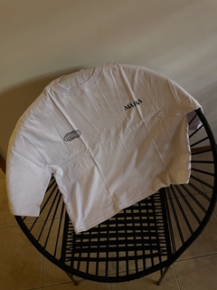 Remera Boxy Estampada MARA HOUSE Blanco en internet