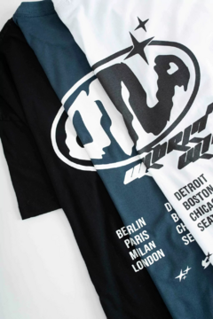 Remera Oversize Delayed Visions Blanco en internet
