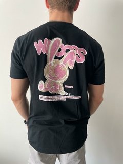 Remera Regular Conejo Negro