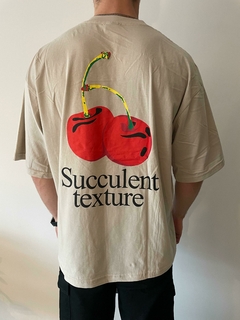 Remera Boxy Estampada Succulent Tiza - comprar online