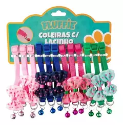 COLEIRA DE POLIESTER PARA CACHORRO COM LACINHO + FECHO E GUIZO FLUFFIE 34X1CM