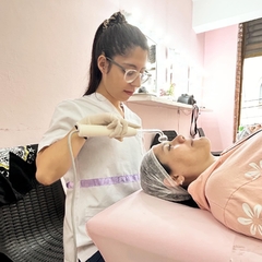 Cosmetologia Superior con especializacion en aparatologia en internet