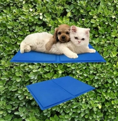 Tapete refescante tamaño MD Mediano Grande 50x65 cm azul liso - Alpha Pets