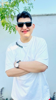 Camiseta Oversized Branca - TGN VIBES - (cópia)