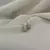 Brinco gota texturizada tamanho pequena de Prata 925