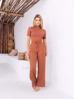 Conjunto de Calça Pantalona e Blusa Gola Alta - loja online