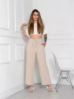 Versatilidade e Estilo Calça pantalona duna feminina reta de cintura elástica