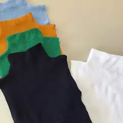 Tricot Garrafinha Blogueirinha Gola Alta na internet