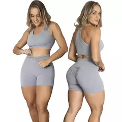 Kit 2 Conjuntos Academia 2 Tops e 2 Shorts Empina Bumbum na internet