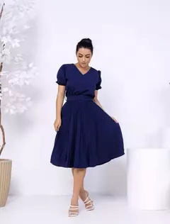 Imagem do Vestido Plissada Lisa Midi Rodado Moda Evangélica Com Cinto