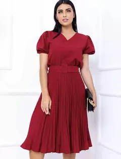 Vestido Plissada Lisa Midi Rodado Moda Evangélica Com Cinto na internet