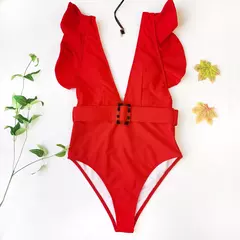 Maiô sexy com cinto cor solida na internet