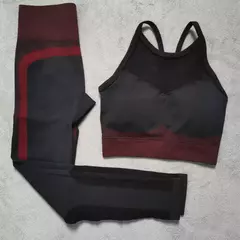 Leggings de cintura alta, sutiã espotivo na internet