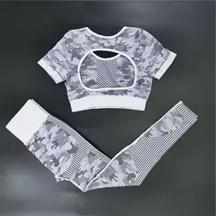 Camuflagem conjunto de esporte feminino 2 peças duas peças - comprar online