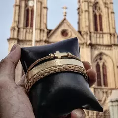 Imagem do Conjunto de pulseiras cruzadas em aço inoxidável para homens, escultura em esc
