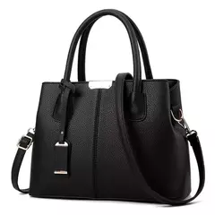 Bolsa De Couro Luxo e Designer na internet