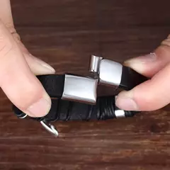 Imagem do XQNI-Pulseira de couro multicamadas para homens, metal de aço inoxidável, aces