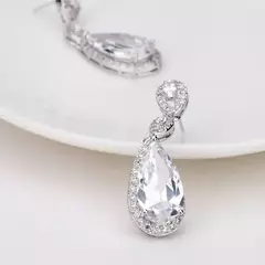 Brincos de luxo Zircão Gota de Água Oscila Brincos Longos na internet