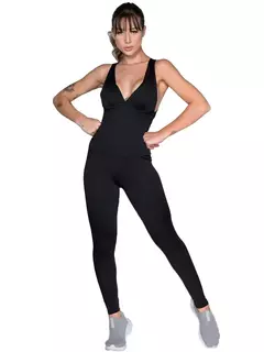 Macacão Fitness Longo Suplex Liso Feminino Com Bojo Espuma e Detalhes Nas Costa - comprar online
