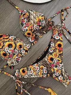 Conjunto Sexy Biquíni Estampado na internet