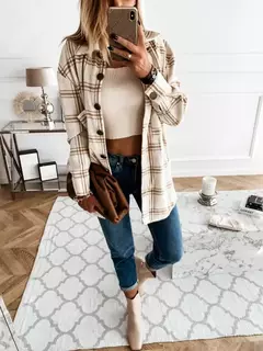 Camisa feminina na internet