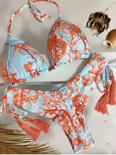 Conjunto sexy de biquíni estampado em pôa