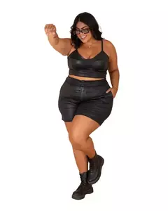 Conjunto feminino cirrê curto + Cropped top Plus Couro fake