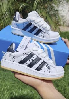 ZAPAS HELLO KITTY