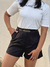 Shorts Nádia Alfaiataria com Cinto Preto na internet