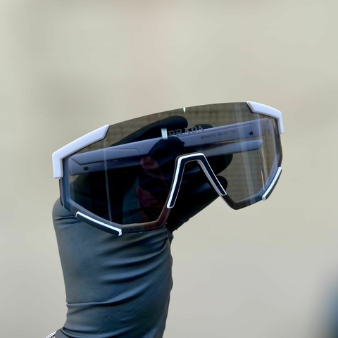 ÓCULOS PRADA ESPORTIVO