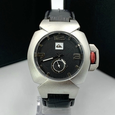 QUIKSILVER PRATA/PRETO