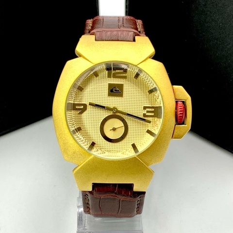 QUIKSILVER MARRON/DOURADO