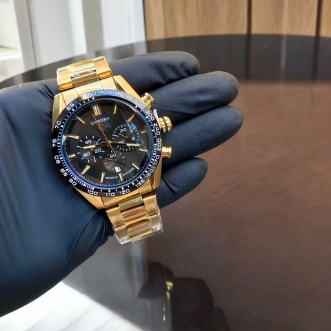 TAG HEUER CARRERA