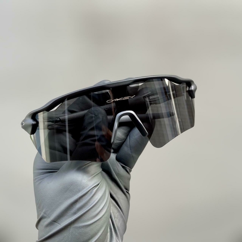 ÓCULOS OAKLEY RADAR