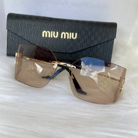 ÓCULOS MIU MIU