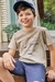 Conjunto camiseta marrom e bermuda jeans Luc Boo