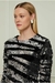 Blusa Preta Animale na internet